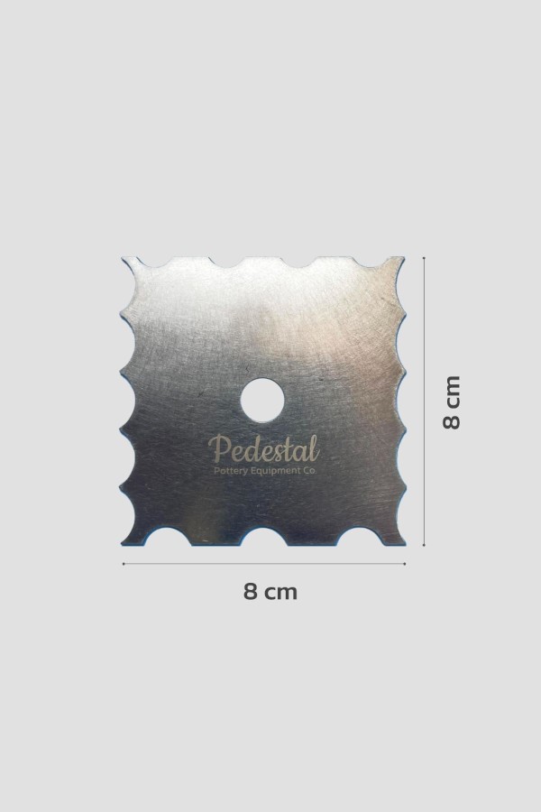 PTRN01Pedestal – sert metal sistre- 8x8 cm
